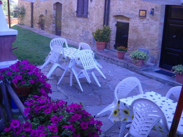 Podere Val Di Gallo ปอจจิบองซี ภายนอก รูปภาพ