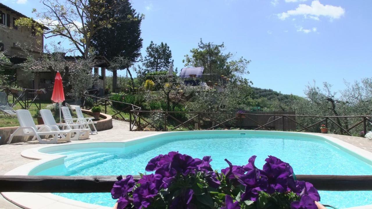 Podere Val Di Gallo ปอจจิบองซี ภายนอก รูปภาพ